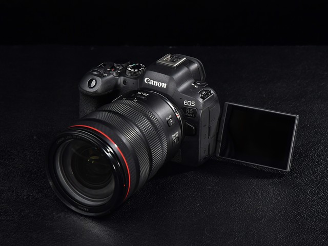 二选一 佳能全幅微单EOS R5与R6 II怎么选